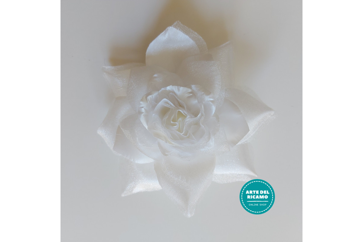 Fiori per Abiti e Capelli - Rosa Bianca Fiori per Abiti e Capelli - Rosa Bianca
