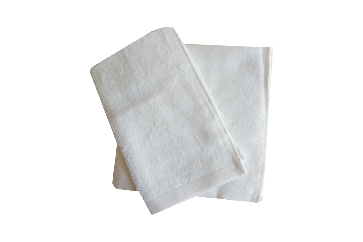 Coppia Asciugamano Spugna - Colore Bianco Coppia Asciugamano Spugna - Colore Bianco