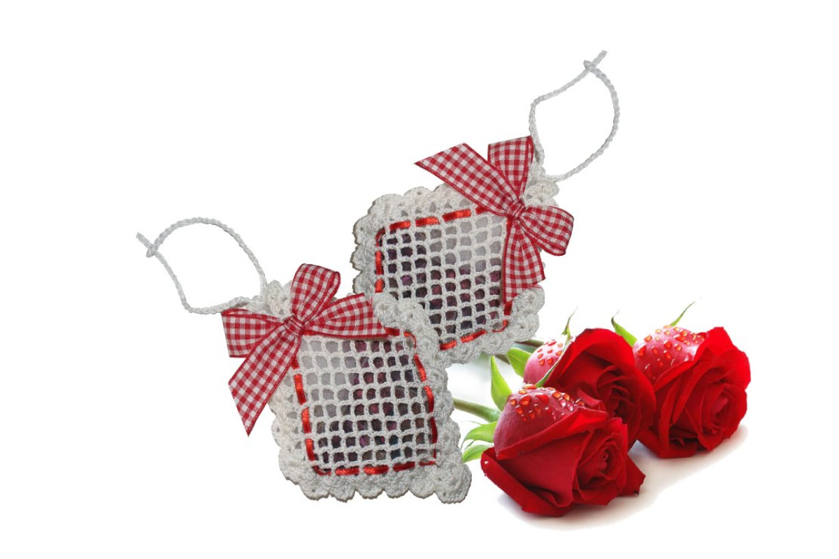 Crochet Lavender Sachet Crochet Lavender Sachet