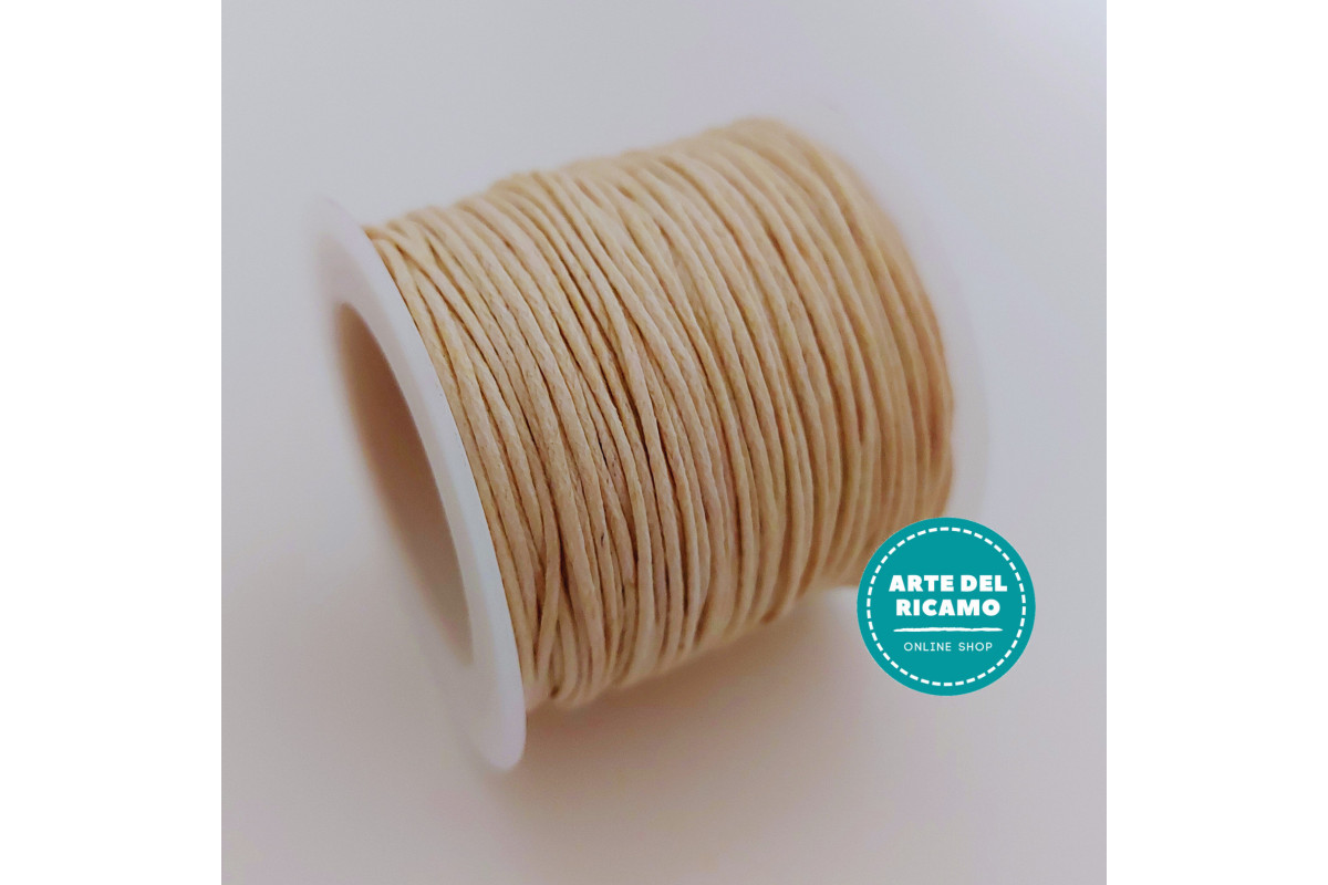 Hilo de Algodon Encerado de 1 mm - Color Crema Hilo de Algodon Encerado de 1 mm - Color Crema
