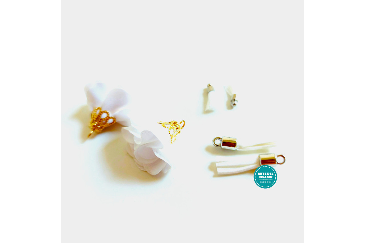 Tiny Tess - White Color