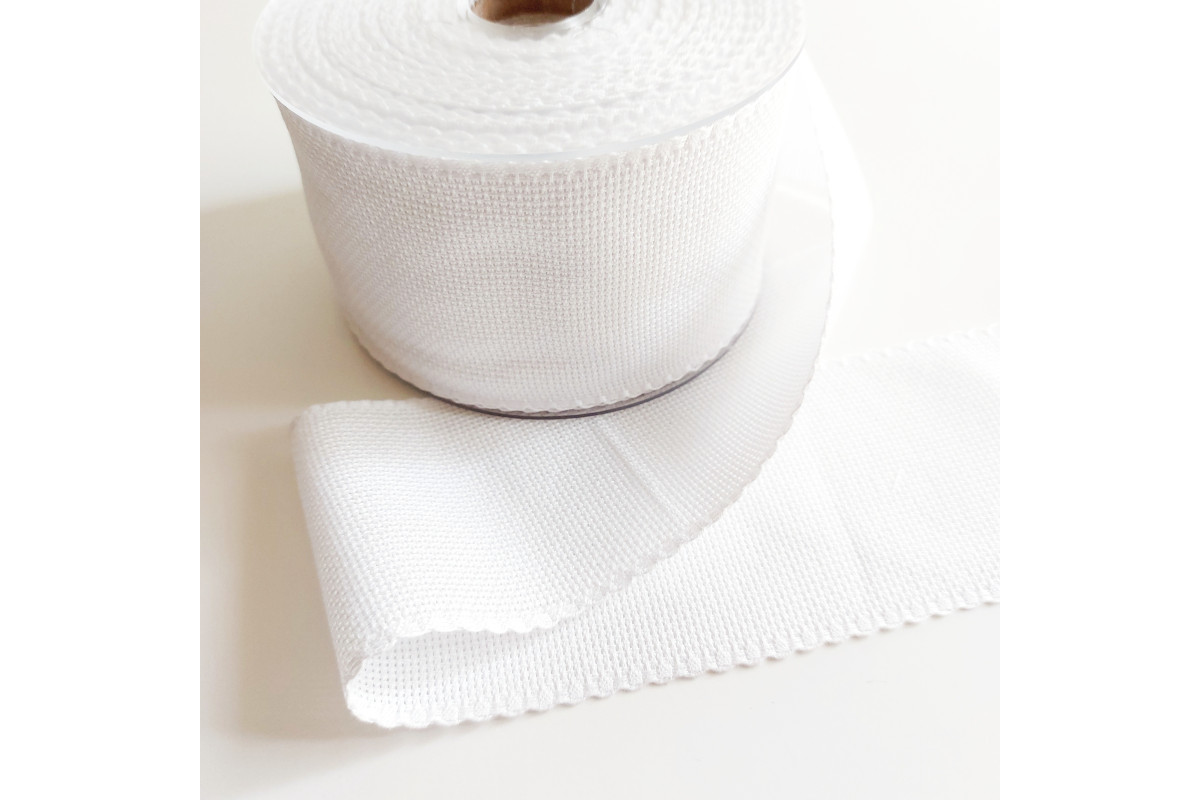 Bordo Aida Bianco 55 Quadretti - Altezza 7 cm Bordo Aida Bianco 55 Quadretti - Altezza 7 cm