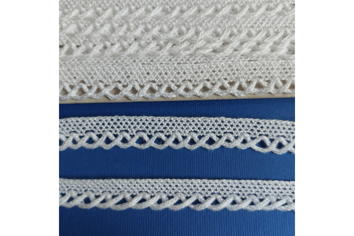Art. 430010 - Pizzo a Macchina - Bianco - Altezza 1,3 cm Art. 430010 - Pizzo a Macchina - Bianco - Altezza 1,3 cm