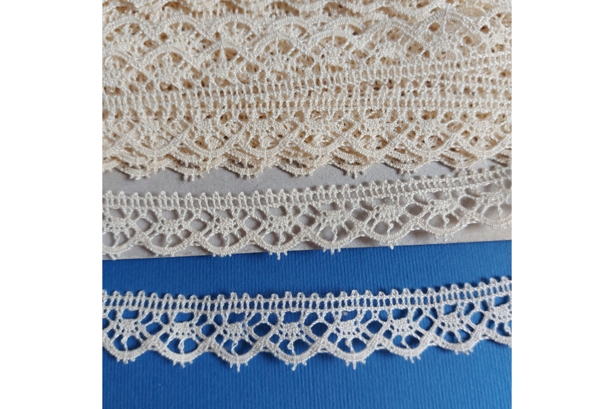 Art. 161 - Bobbin Lace Border - Ecru - Width 1,5 cm Art. 161 - Bobbin Lace Border - Ecru - Width 1,5 cm