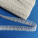 Cream Bobbin Lace Border - Width 1 cm Cream Bobbin Lace Border - Width 1 cm