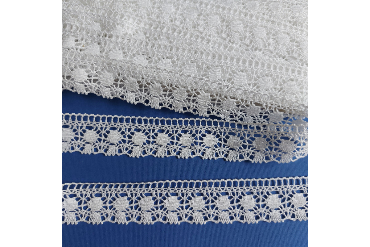Art. 252 - White Bobbin Lace Border - 2,5 cm Width