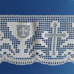 Art. 700 - 1- Religious Bobbin Lace Border - Width 16 cm Art. 700 - 1- Religious Bobbin Lace Border - Width 16 cm
