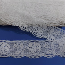 Art. 340 - Merletto a Fuselli Bianco con Rose - Altezza 4,5 cm Art. 340 - Merletto a Fuselli Bianco con Rose - Altezza 4,5 cm