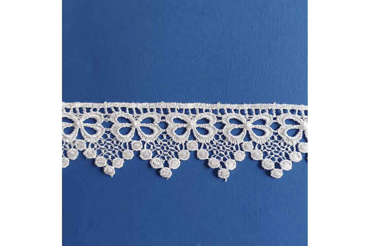 Pizzo Macramé Bianco con Fiocchetti - Altezza 4 cm