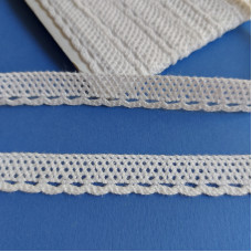 Art. 325F - Merletto a Fuselli - Bianco - Altezza 1,5 cm Art. 325F - Merletto a Fuselli - Bianco - Altezza 1,5 cm