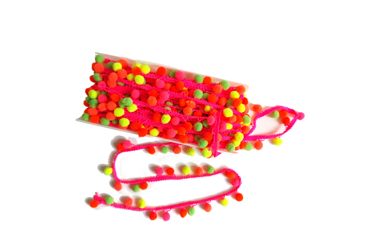 Frangia Pon Pon Tinta Unita - Colori Fluorescenti Frangia Pon Pon Tinta Unita - Colori Fluorescenti