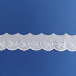 Pizzo Sangallo con Fiocchi - Altezza 3,5 cm Pizzo Sangallo con Fiocchi - Altezza 3,5 cm