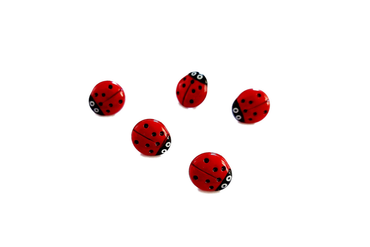 Ladybug Buttons 11 mm Ladybug Buttons 11 mm