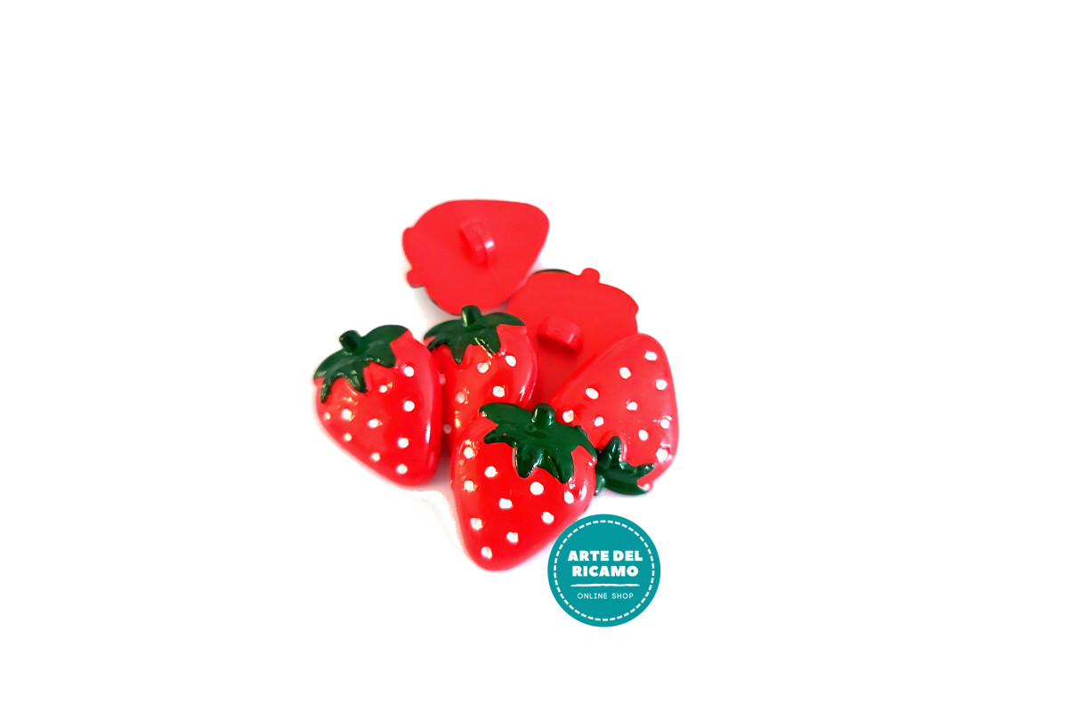 Strawberries Buttons 21 mm