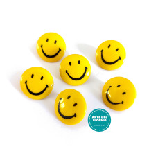 Smile Buttons 15 mm Smile Buttons 15 mm