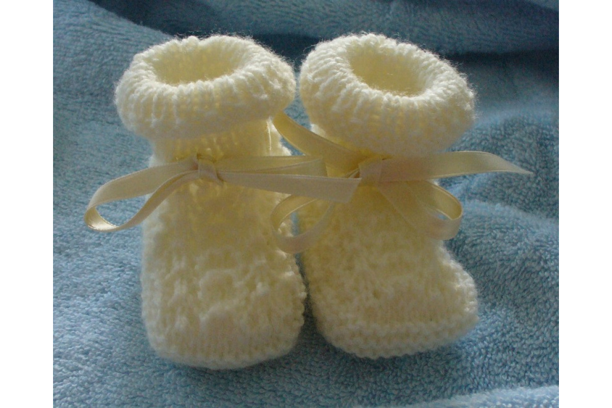 Knitting Baby Boots - Softy