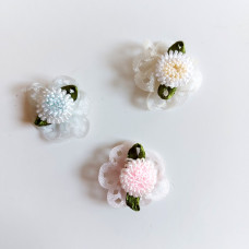 Applicazioni Fiori in Raso con Merletto in Tulle Applicazioni Fiori in Raso con Merletto in Tulle