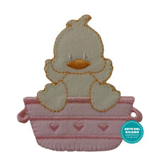 Iron-on Embroidery Sticker - Washing Little Duck - Pink Iron-on Embroidery Sticker - Washing Little Duck - Pink
