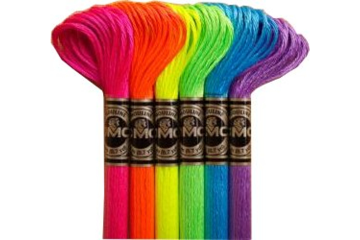 DMC Mouliné Light Effects - Fluorescente - Art. 317 DMC Mouliné Light Effects - Fluorescente - Art. 317