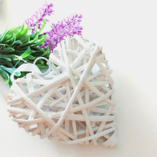 Cuore in Rattan Bianco - 15 cm Cuore in Rattan Bianco - 15 cm