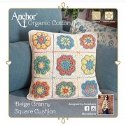 Anchor Organic Cotton  - Kit Cojin a Crochet Granny Square de Color Beige