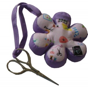 Flower Pincushion with Embroidery Scissors - Lilac