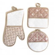 Potholders and Oven Gloves to Cross Stitch Flowers and Squares - Ecru