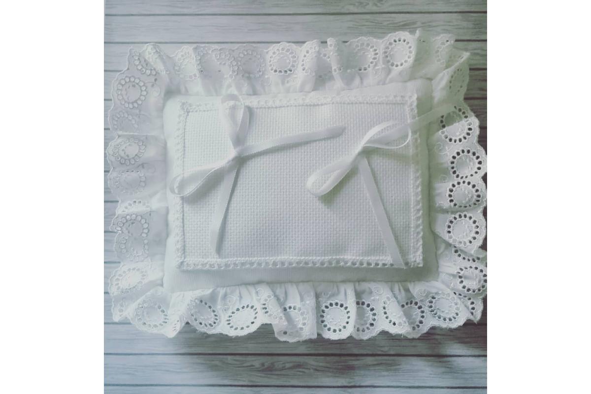 Cojin Alianzas Rectangular con Encaje Sangallo Blanco Cojin Alianzas Rectangular con Encaje Sangallo Blanco