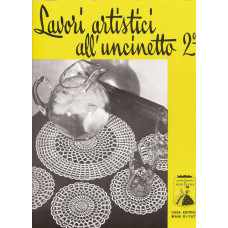 Rivista Mani di Fata - Lavori Artistici all'Uncinetto n. 2 Rivista Mani di Fata - Lavori Artistici all'Uncinetto n. 2