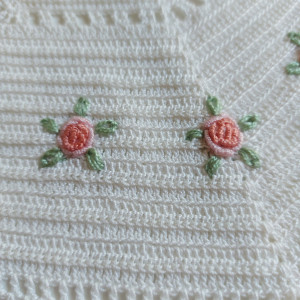 Crochet Baby Bib - Romantic Roses